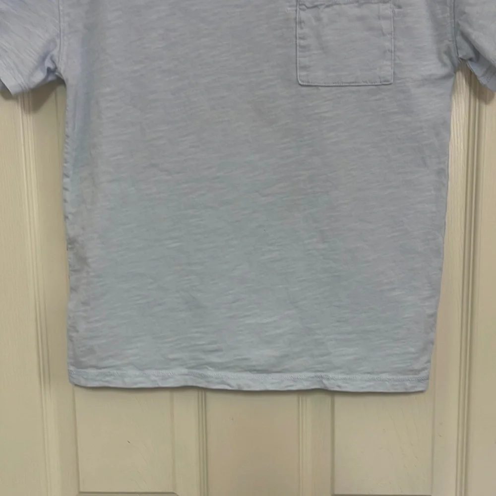 Old Navy baby blue size 10 - 12 short sleeve tee. Great condition!